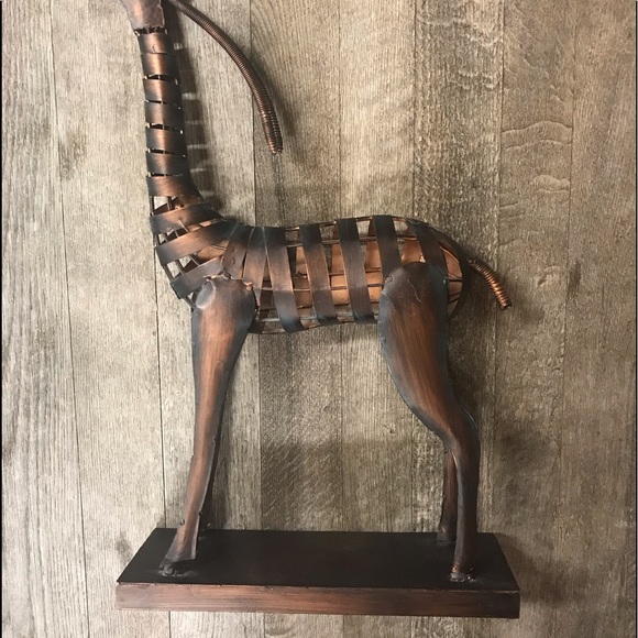 Metal Giselle Animal Sculpture - Picture 2 of 2